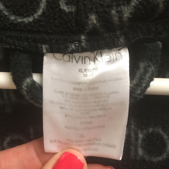 Calvin Klein boys robe xl 16-18 - Picture 3 of 4